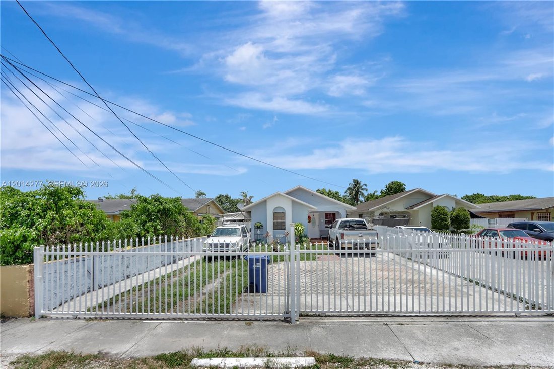 House in Opa-locka, Florida, United States 1 - 17855169