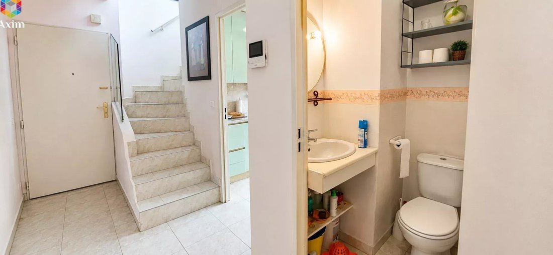 Apartment in La Source, Cannes, France 4 - 17704880