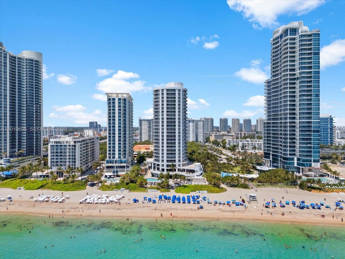 Condo in Sunny Isles Beach, Florida, United States 2 - 17851778