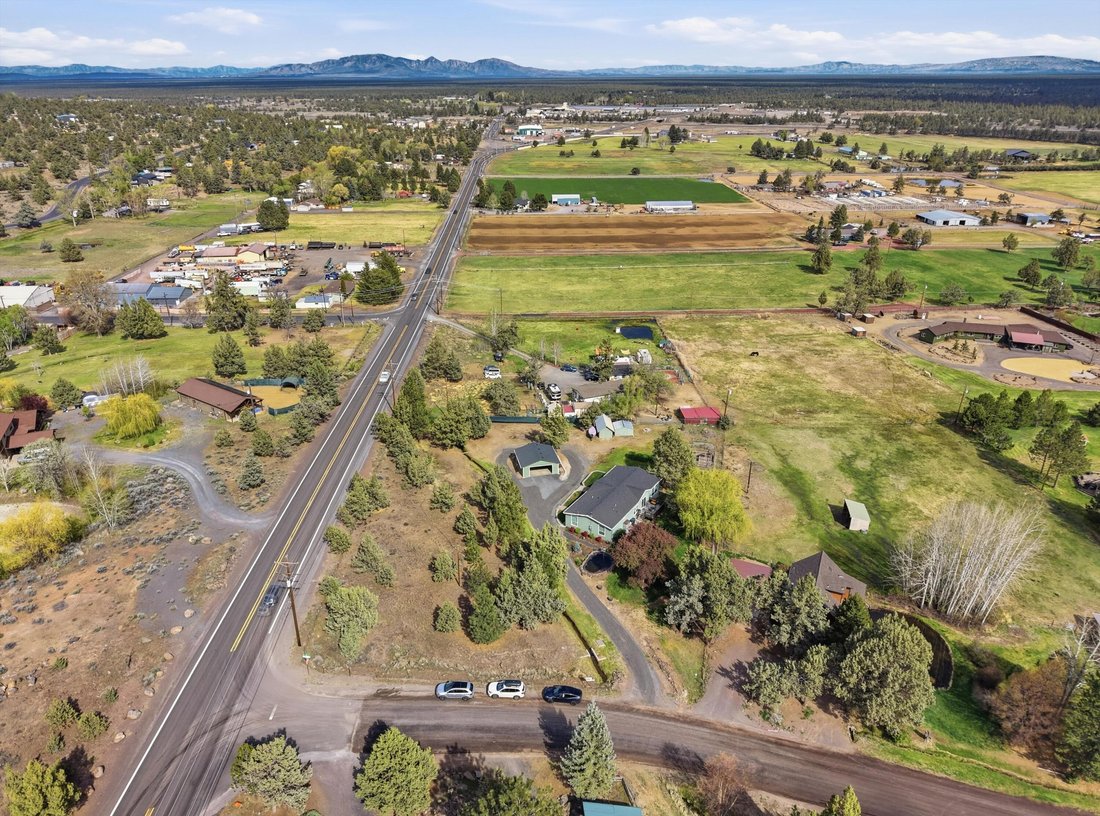 Land in Bend, Oregon, United States 2 - 17855155