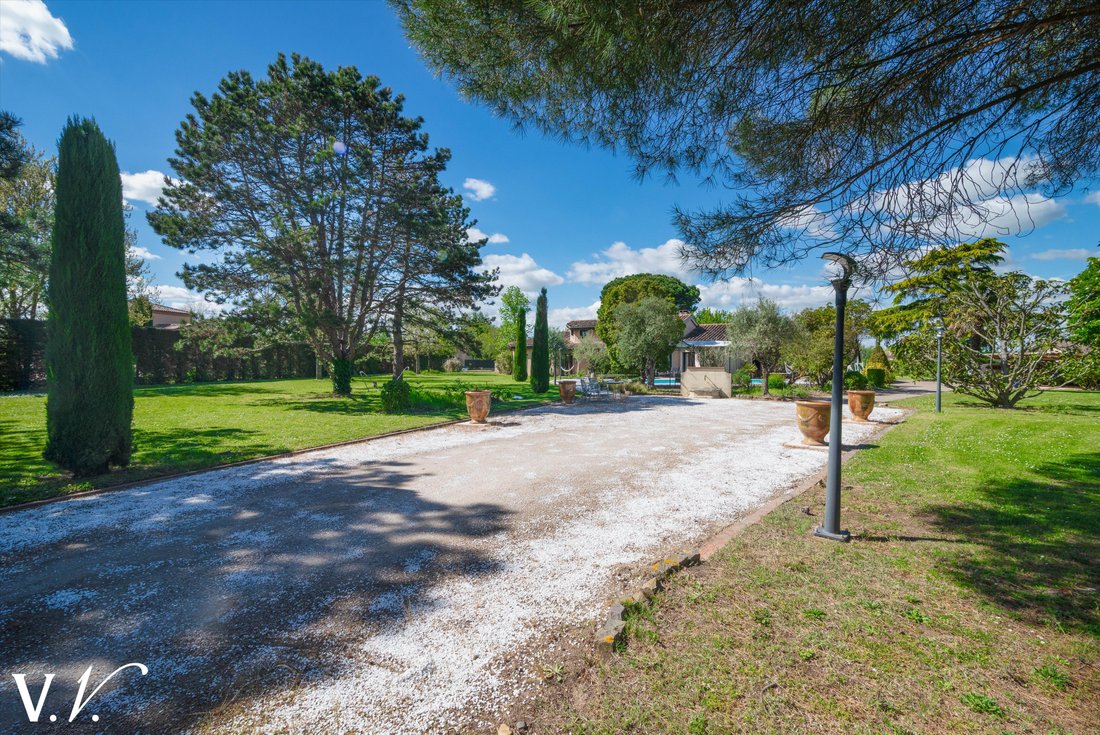 Estate in Saint-Jory, Occitania, France 2 - 17852597