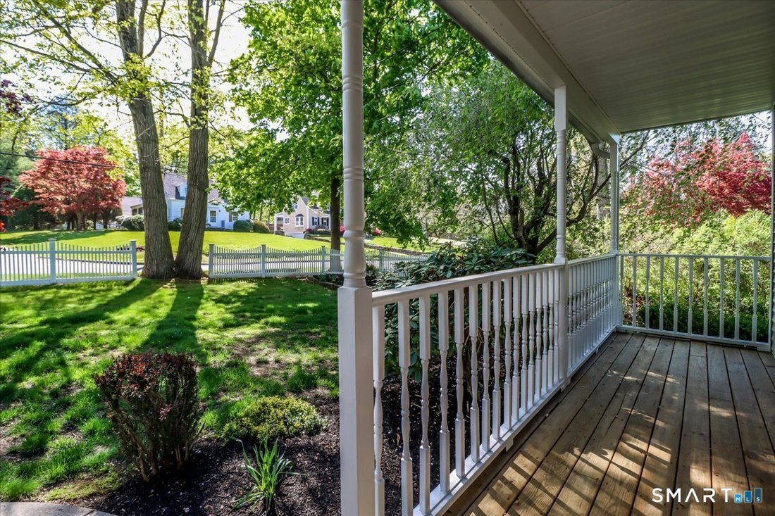 House in Trumbull, Connecticut, United States 2 - 17855044