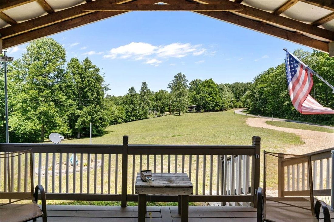Land in Erin, Tennessee, United States 1 - 17855704