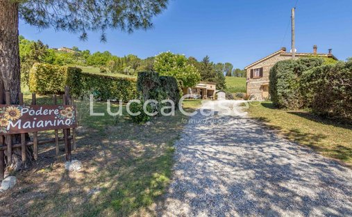 Country House in Volterra, Tuscany, Italy 1