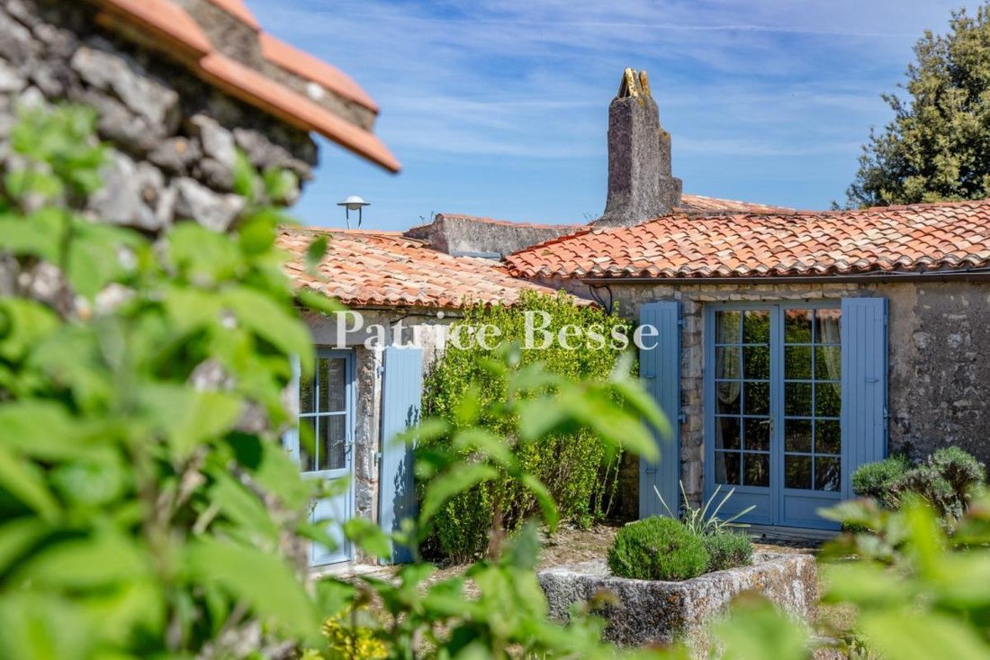 House in La Flotte, Nouvelle-Aquitaine, France 1 - 17856266