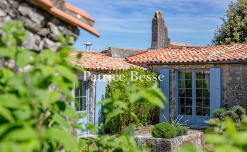 House in La Flotte, Nouvelle-Aquitaine, France 1