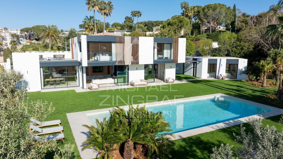Villa in Antibes, Provence-Alpes-Côte d'Azur, France 3 - 17853225