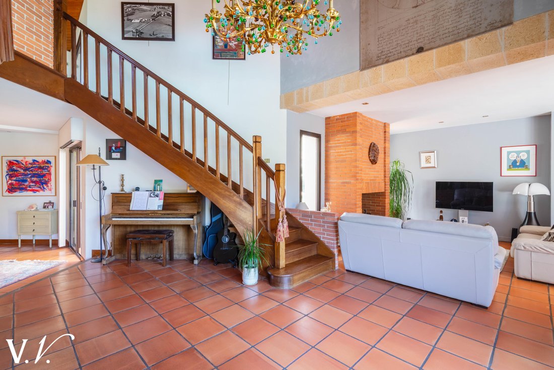 Estate in Saint-Jory, Occitania, France 3 - 17852597