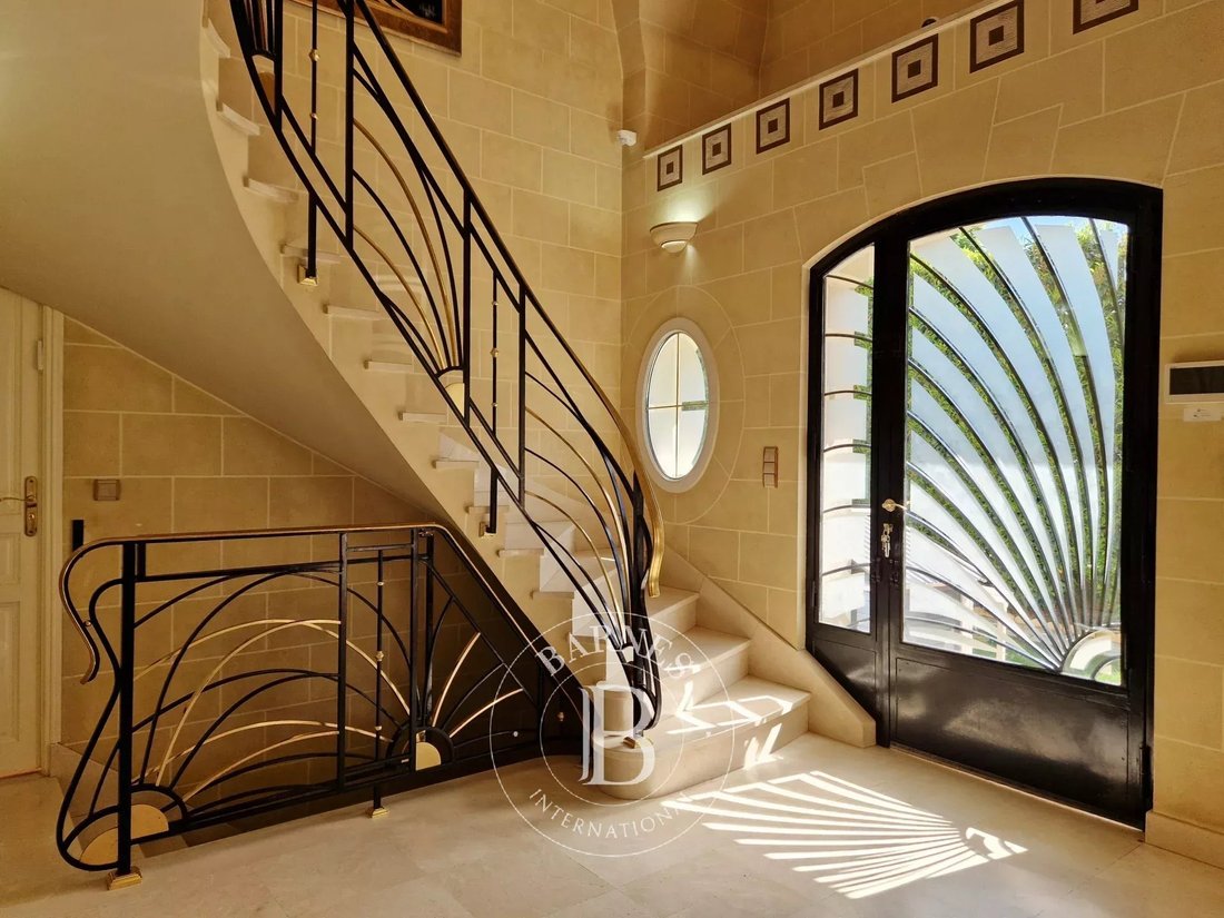 House in Le Petit Lac, Saint-Gratien, France 2 - 17853256