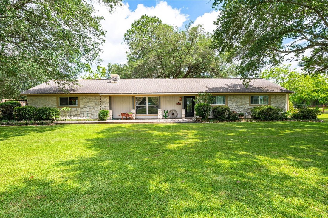 House in Alvin, Texas, United States 1 - 17855091