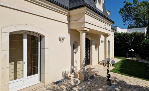 House in Le Petit Lac, Saint-Gratien, France 1
