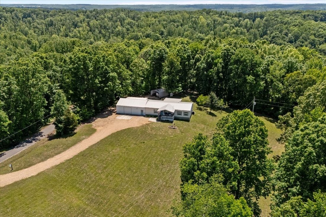 Land in Erin, Tennessee, United States 2 - 17855704