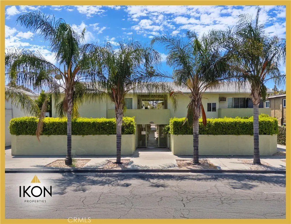 Los Angeles, California, United States 1 - 17855302