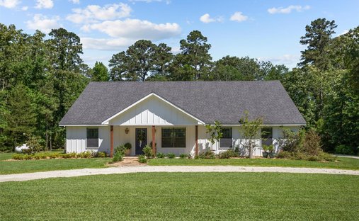 House in Crockett, Texas, United States 1