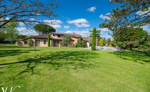 Estate in Saint-Jory, Occitania, France 1