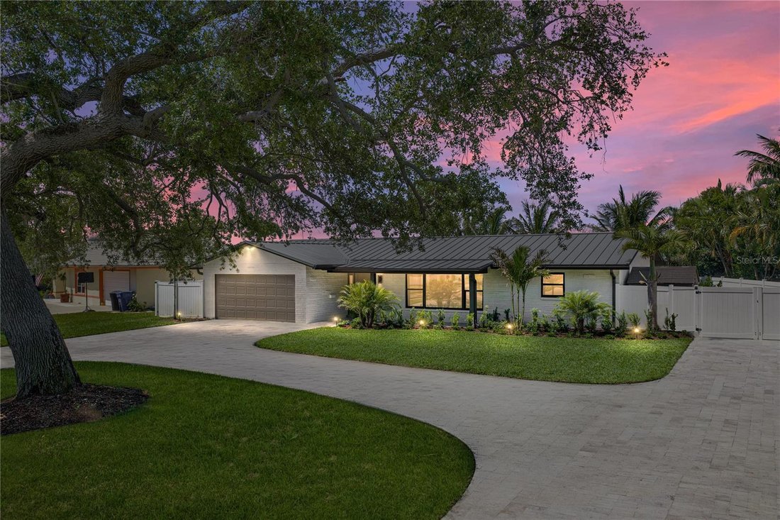 House in St. Petersburg, Florida, United States 1 - 17851705