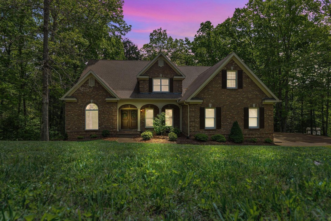 House in Signal Mountain, Tennessee, United States 2 - 17851931