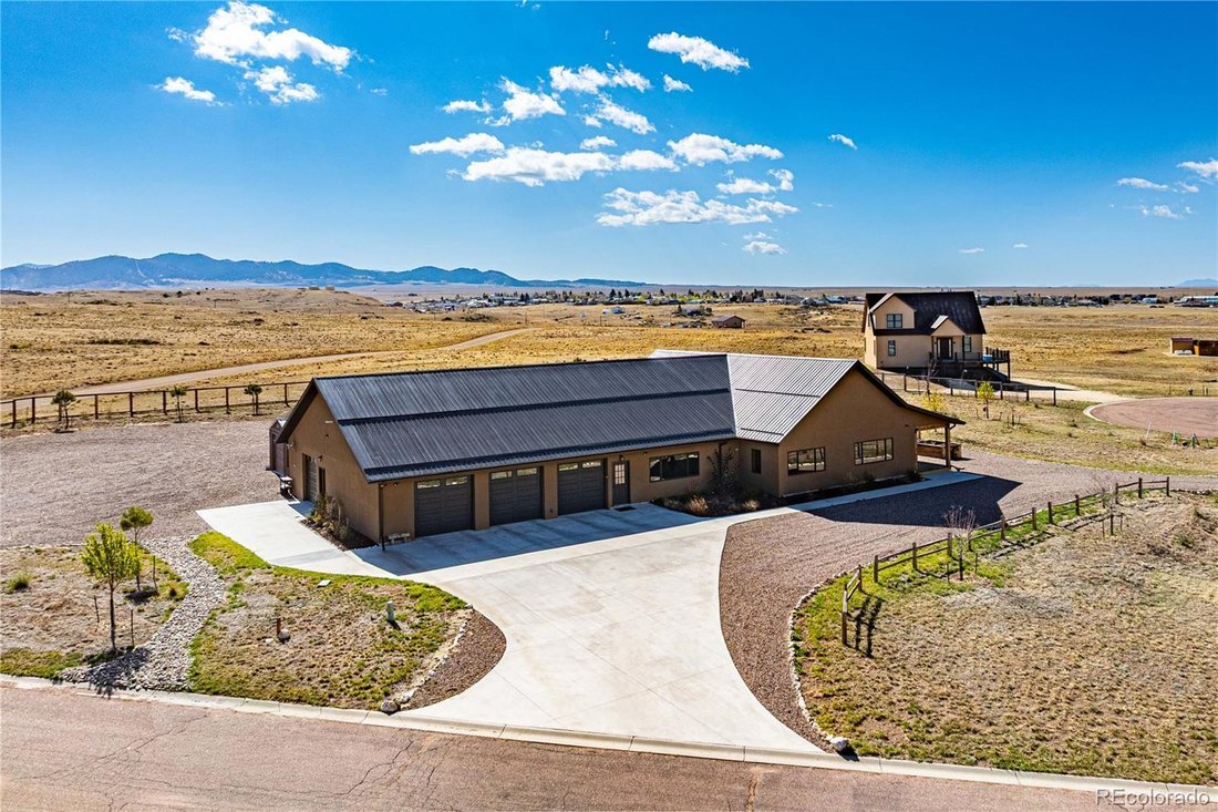 House in Westcliffe, Colorado, United States 2 - 17854326
