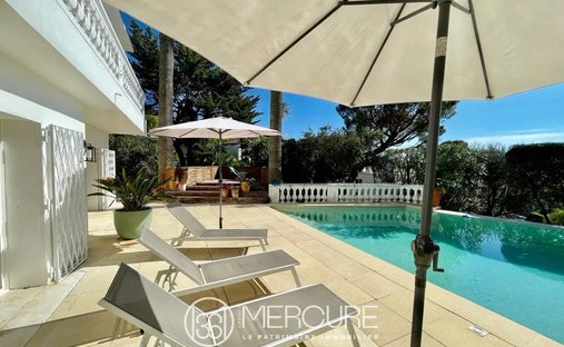 Villa in Sainte Catherine, Le Cannet, France 1