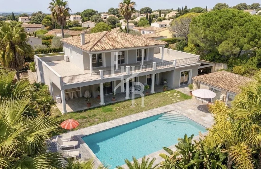 House in Mougins, Provence-Alpes-Côte d'Azur, France 1 - 17851692