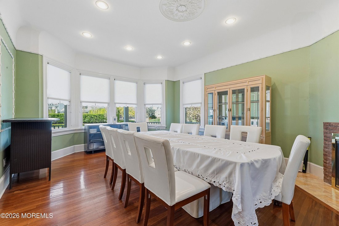 House in Deal, New Jersey, United States 4 - 17854888
