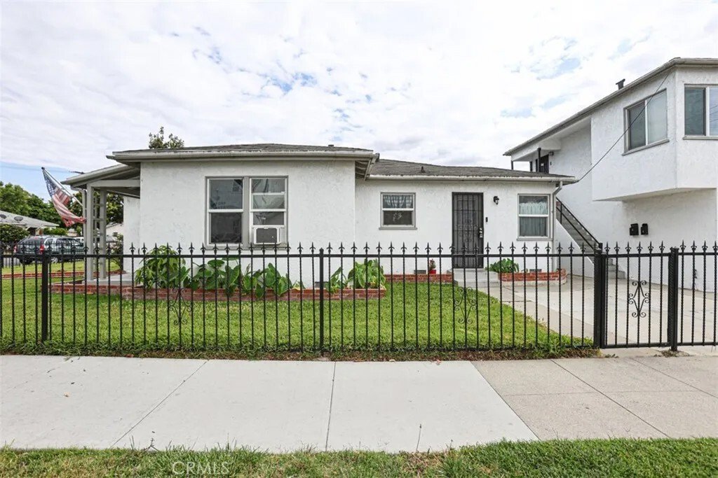 Apartment in Signal Hill, California, United States 5 - 17839149