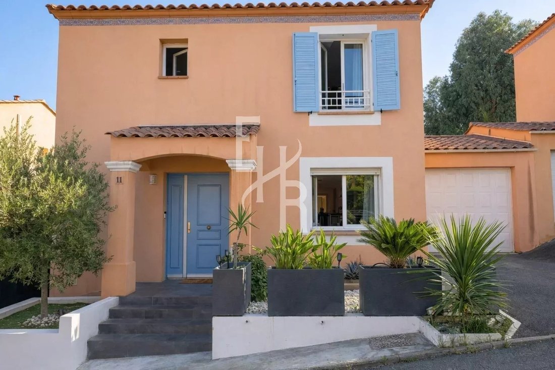 House in Croix des Gardes, Cannes, France 1 - 17851679