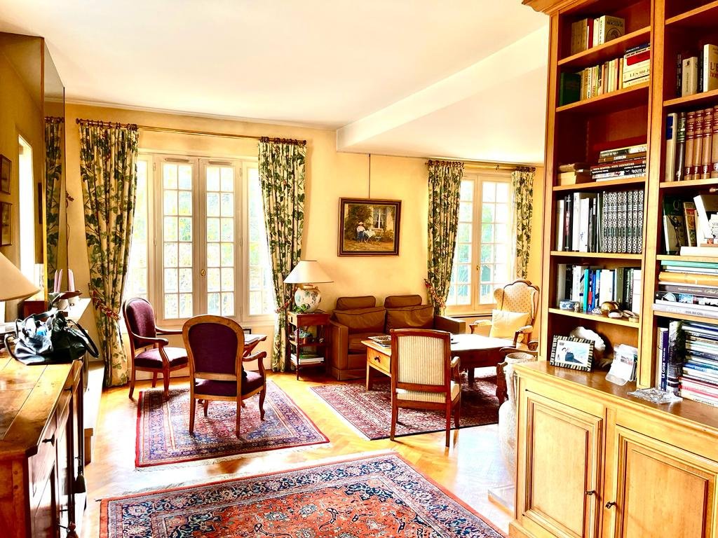 House in Chateau de Vaucresson, Vaucresson, France 4 - 17852554