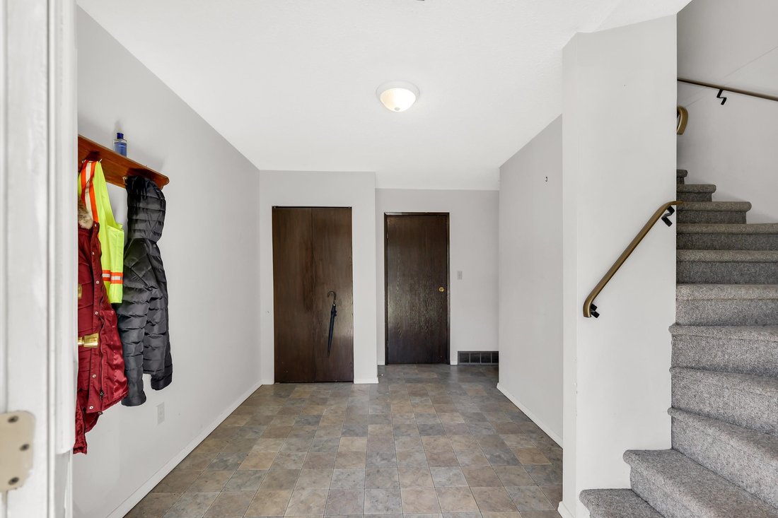 House in Squamish, British Columbia, Canada 4 - 17855887