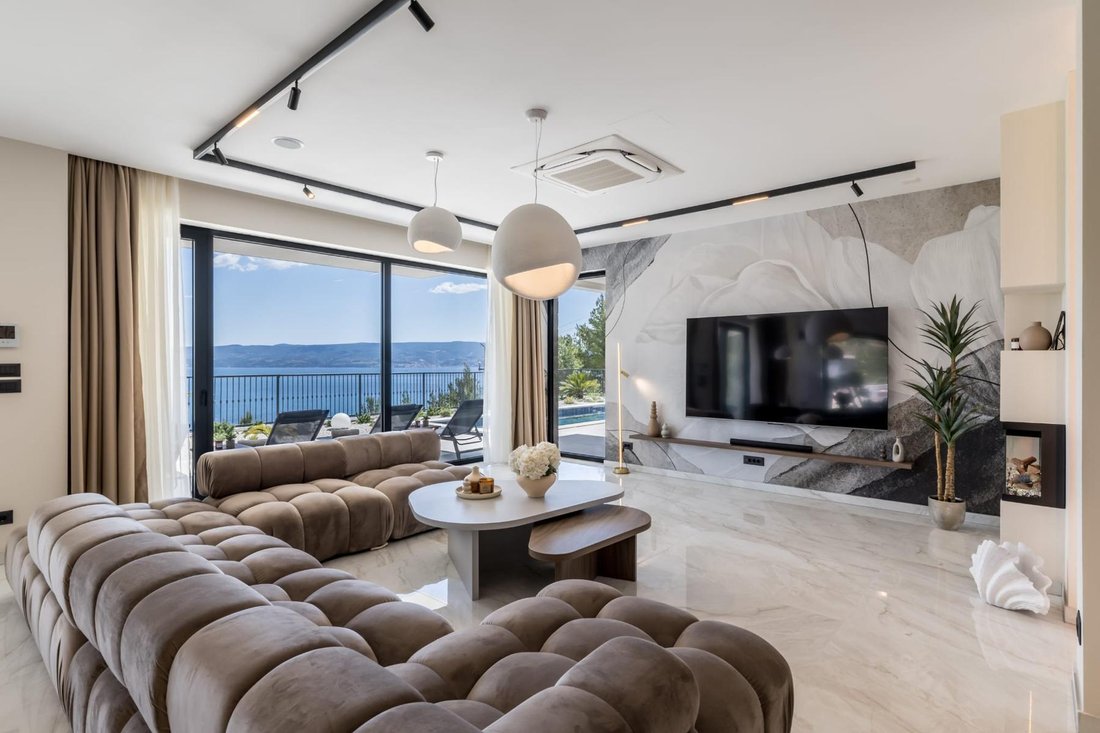 Villa in Dugi Rat, Split-Dalmatia County, Croatia 3 - 13566137
