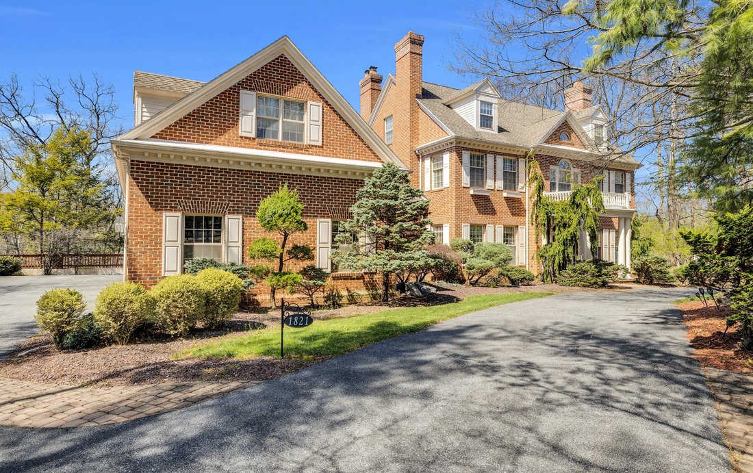 House in West Wyomissing, Pennsylvania, United States 1 - 17630367