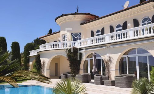 House in Les Termes, Mandelieu-la-Napoule, France 1