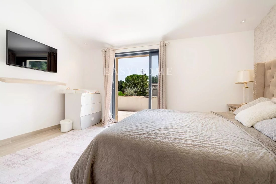 Villa in Mougins, Provence-Alpes-Côte d'Azur, France 5 - 17851634