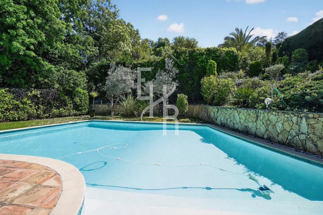 Estate in Mougins, Provence-Alpes-Côte d'Azur, France 4 - 17851757