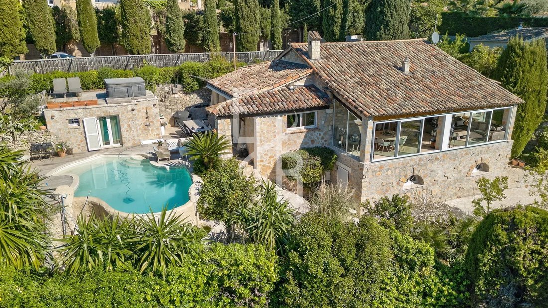 Villa in Mougins, Provence-Alpes-Côte d'Azur, France 3 - 17851727