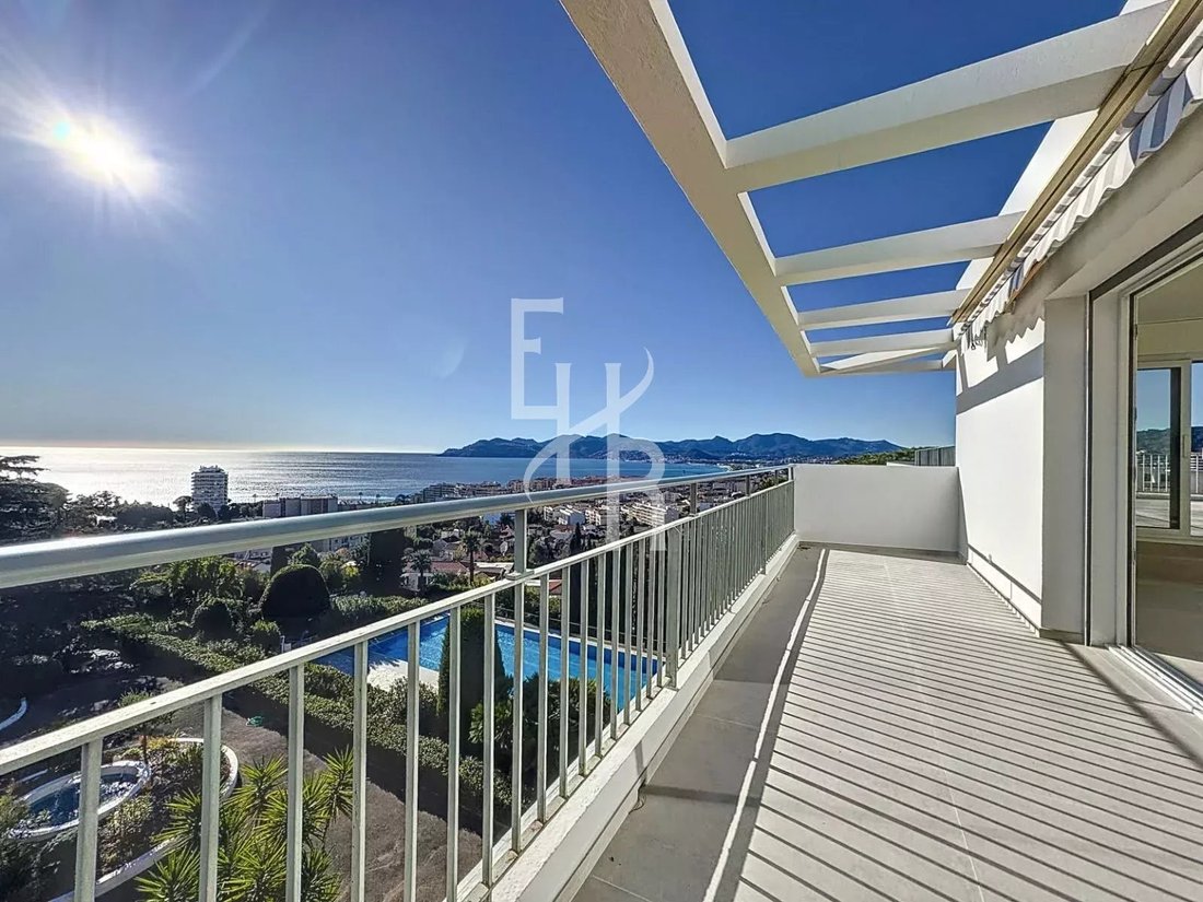 Apartment in Font de Veyre, Cannes, France 1 - 17851375