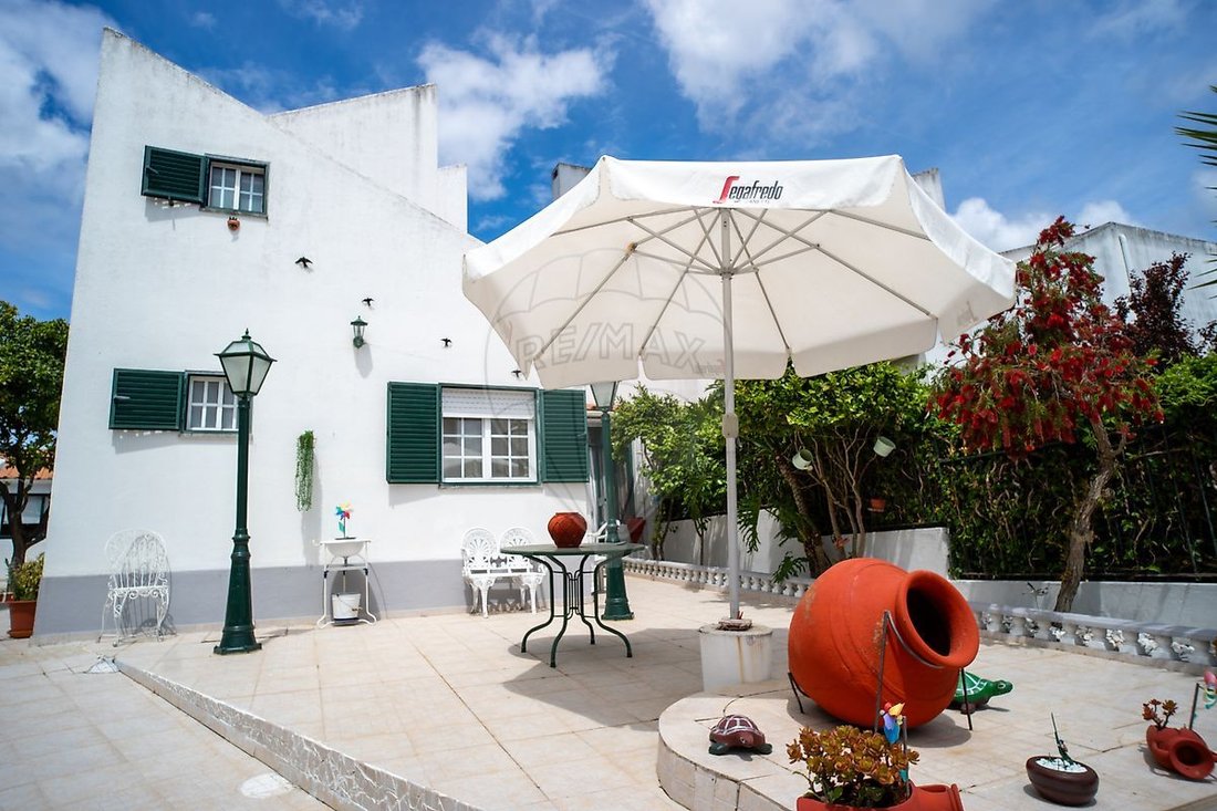 House in Carnaxide e Queijas, Lisbon, Portugal 3 - 17808749