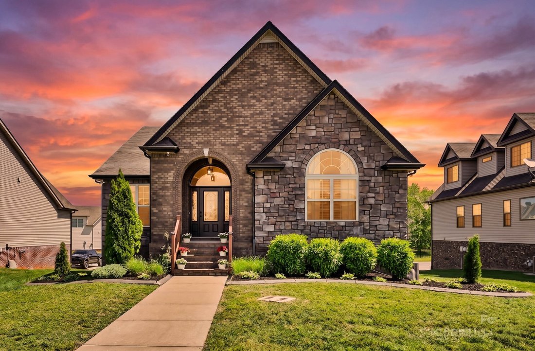 House in Clarksville, Tennessee, United States 2 - 17855702