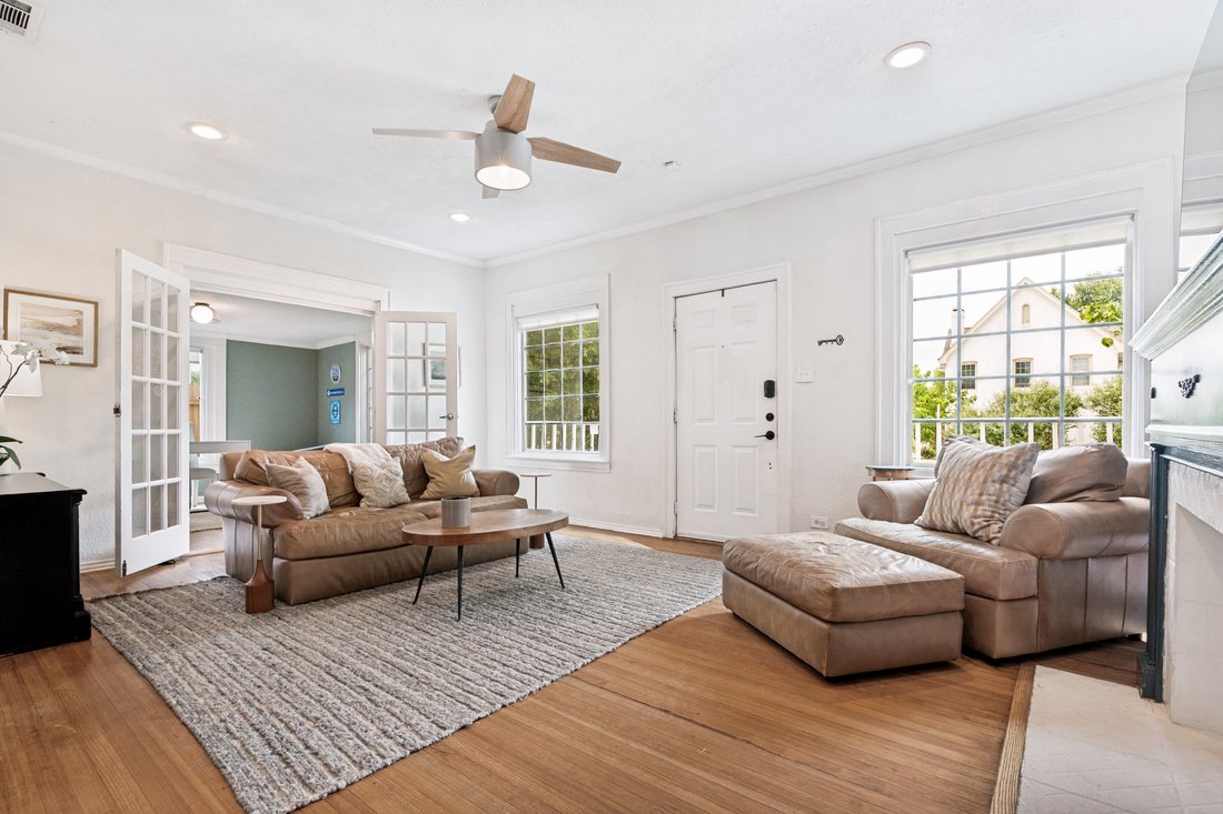 House in Dallas, Texas, United States 4 - 17852433