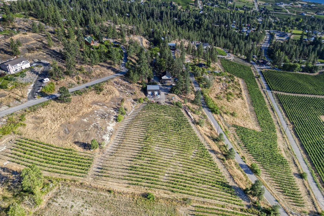 Naramata, British Columbia, Canada 3 - 17855998