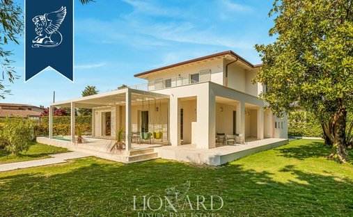 Villa in Caranna-Vaiana, Forte dei Marmi, Tuscany 1