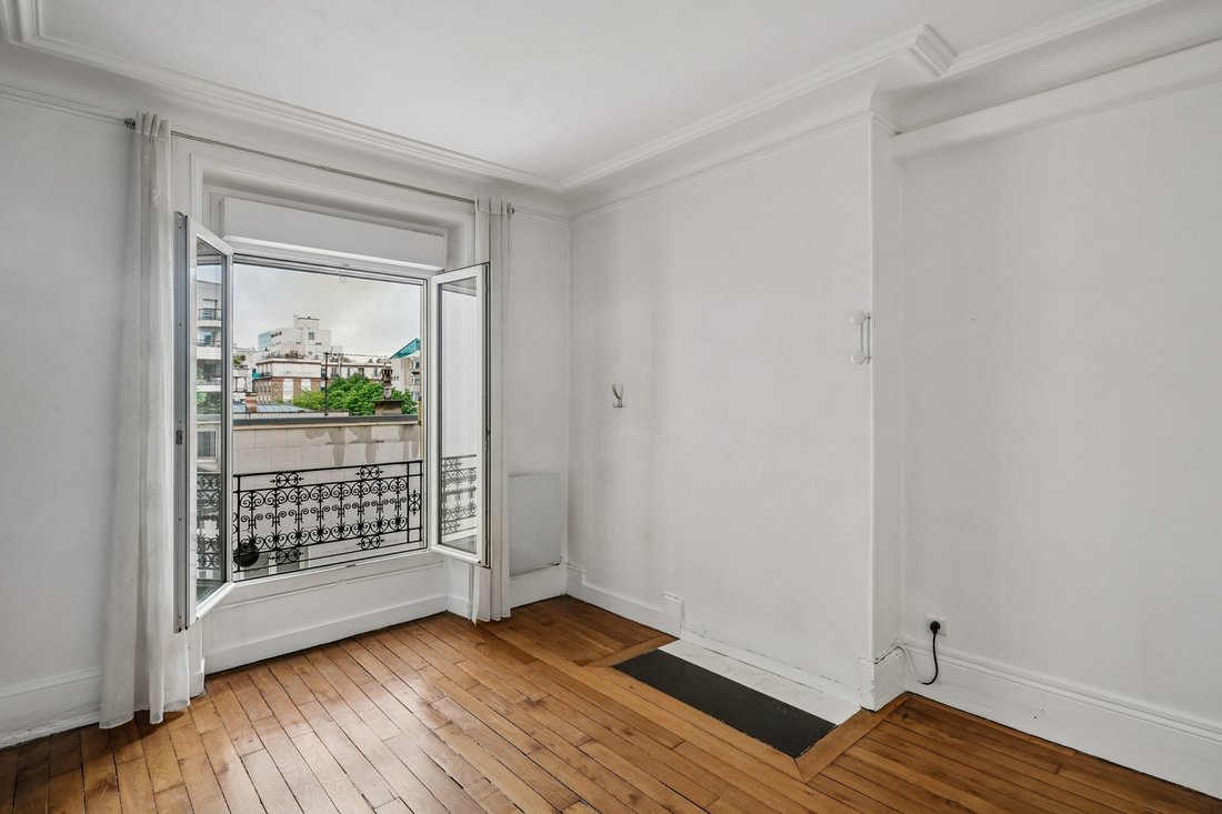 Apartment in Hôtel de Ville-Planchette, Levallois-Perret, France 3 - 13364588