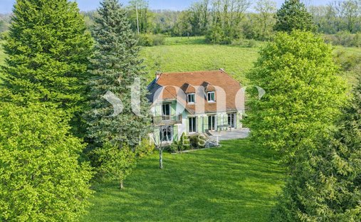 Villa in Seynod, Annecy, France 1