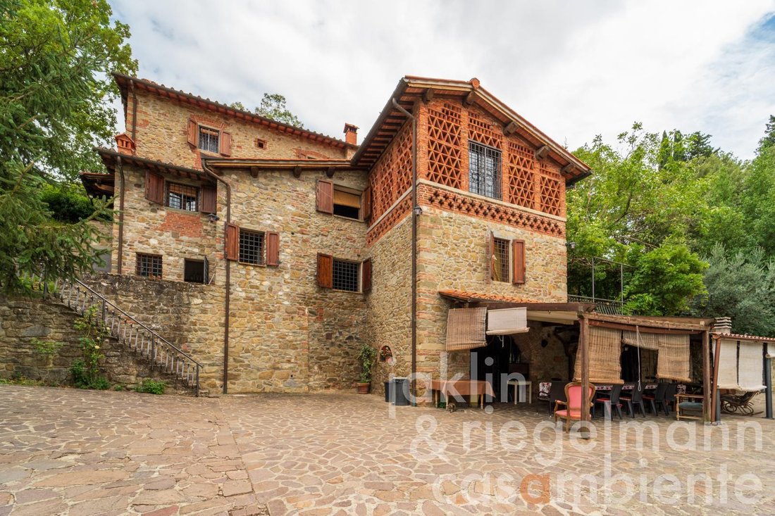 House in Borgo a Cascia, Reggello, Tuscany 2 - 17851566