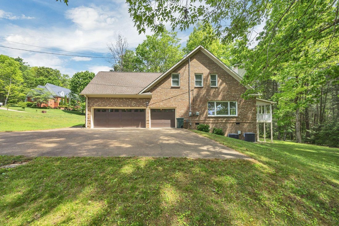 House in Signal Mountain, Tennessee, United States 5 - 17851931