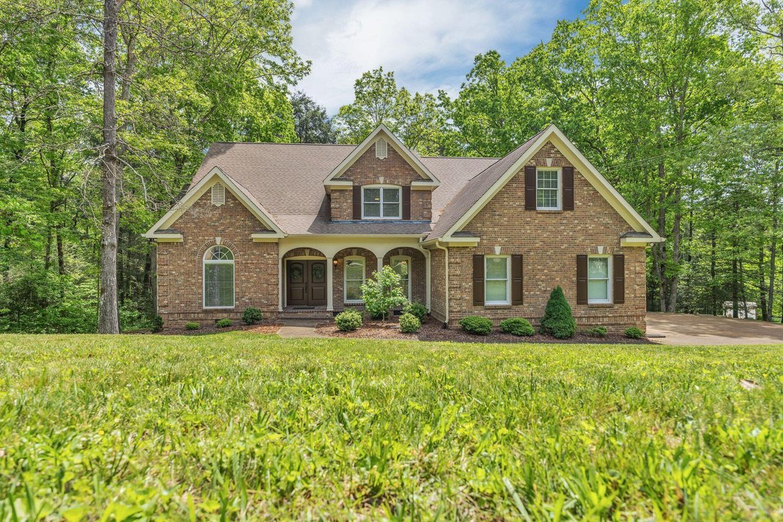 House in Signal Mountain, Tennessee, United States 1 - 17851931