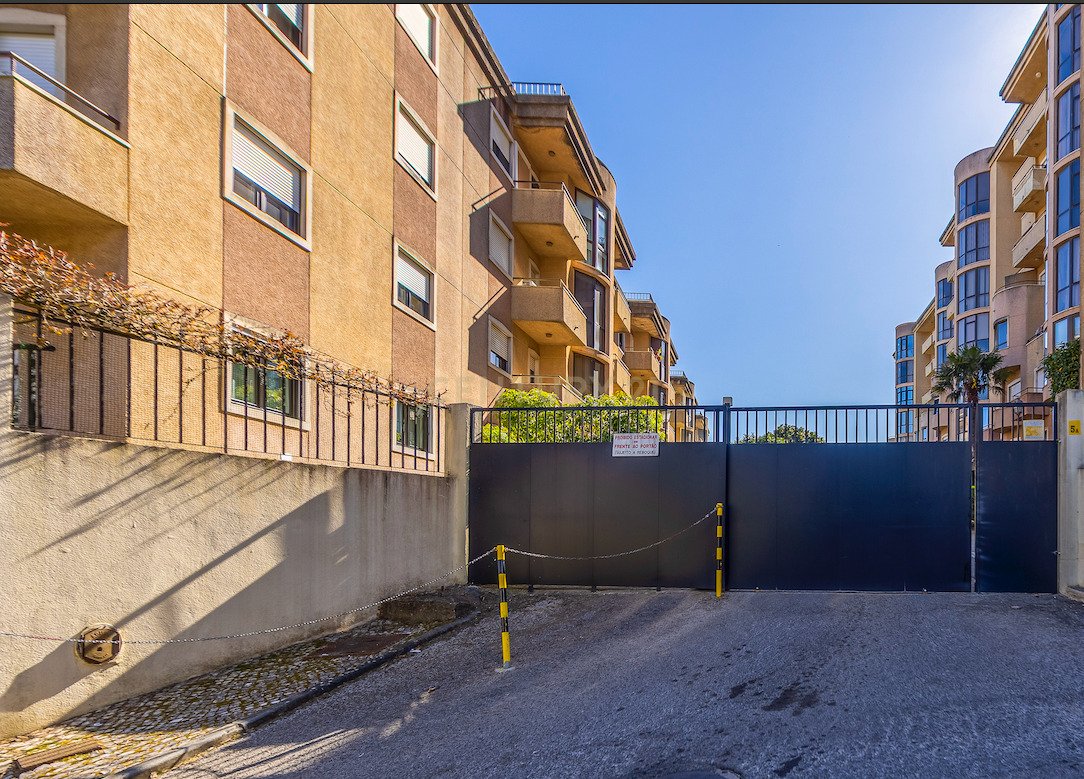 Apartment in Mina de Agua, Lisbon, Portugal 3 - 17855975