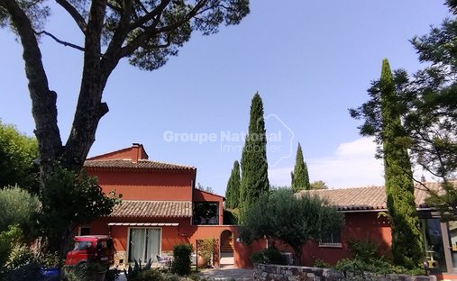 Casa en Le Luc, Provenza-Alpes-Costa Azul, Francia 1