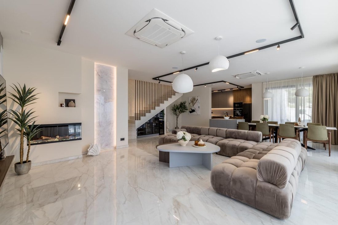 Villa in Dugi Rat, Split-Dalmatia County, Croatia 4 - 13566137