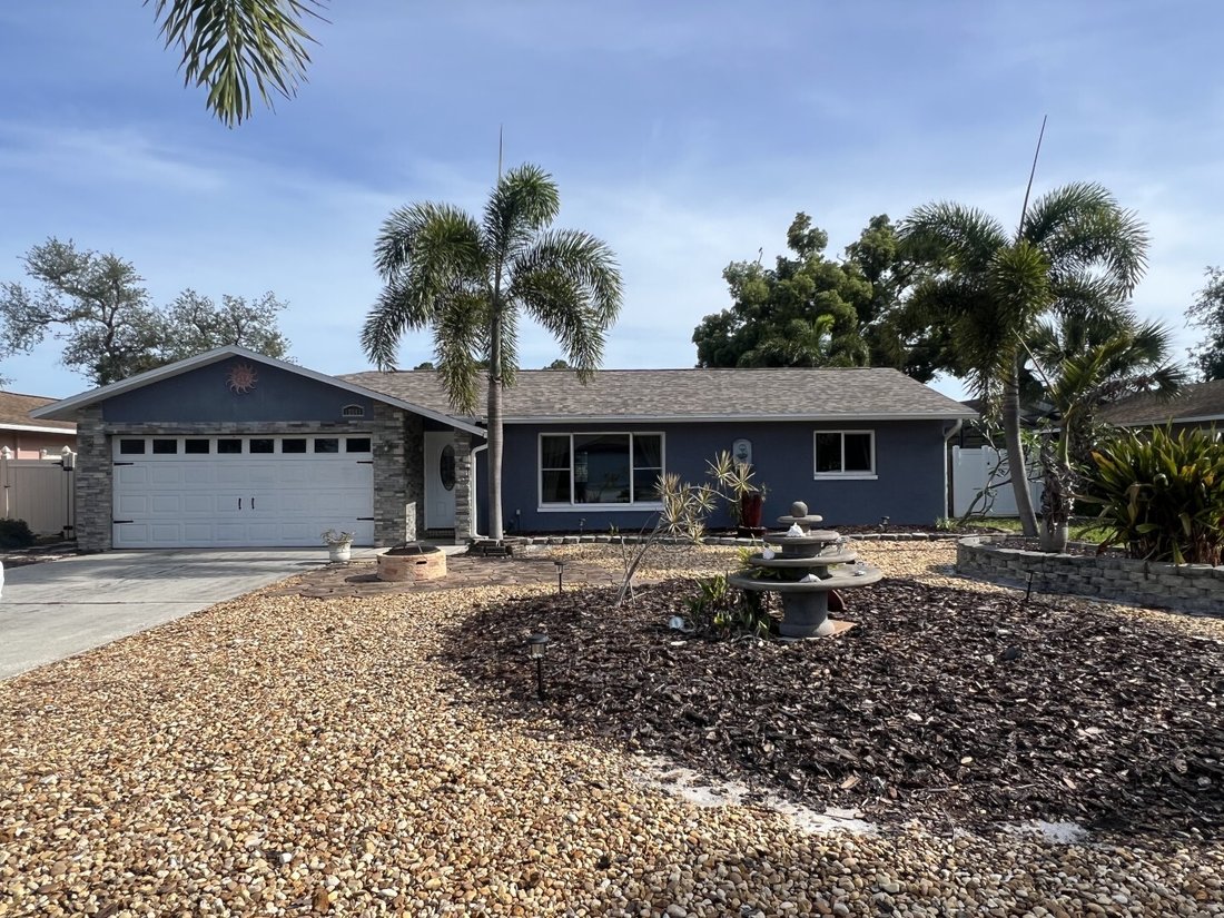 House in Seminole, Florida, United States 2 - 17009625